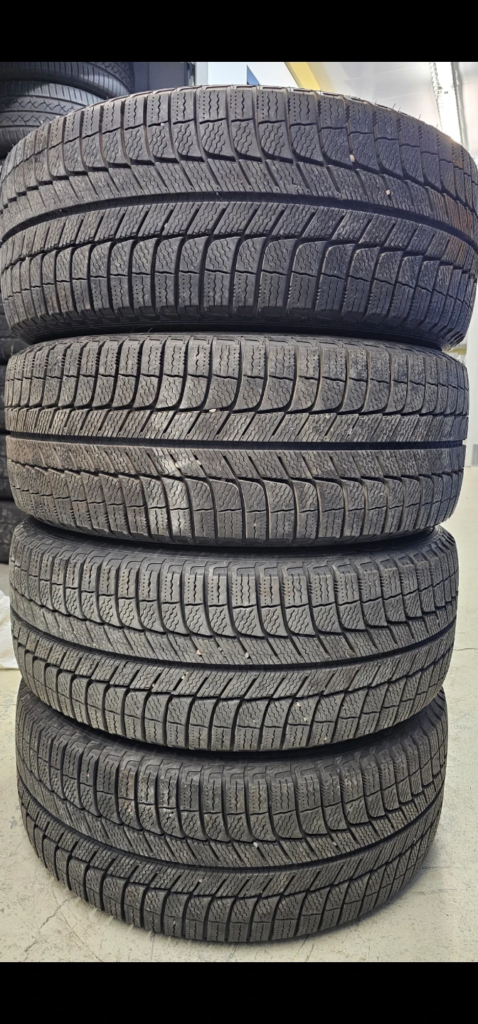MERCEDES BENZ C-CLASS WINTER TIRES ON ALLOY RIMS 225/45 R18 - photo 2