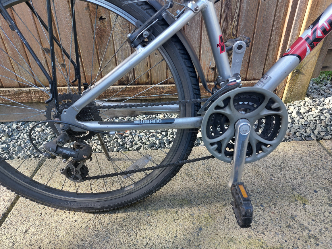 Hybrid Bike 14” -24 speed - Makes Vancouver Hills Easy 😄 - photo 4