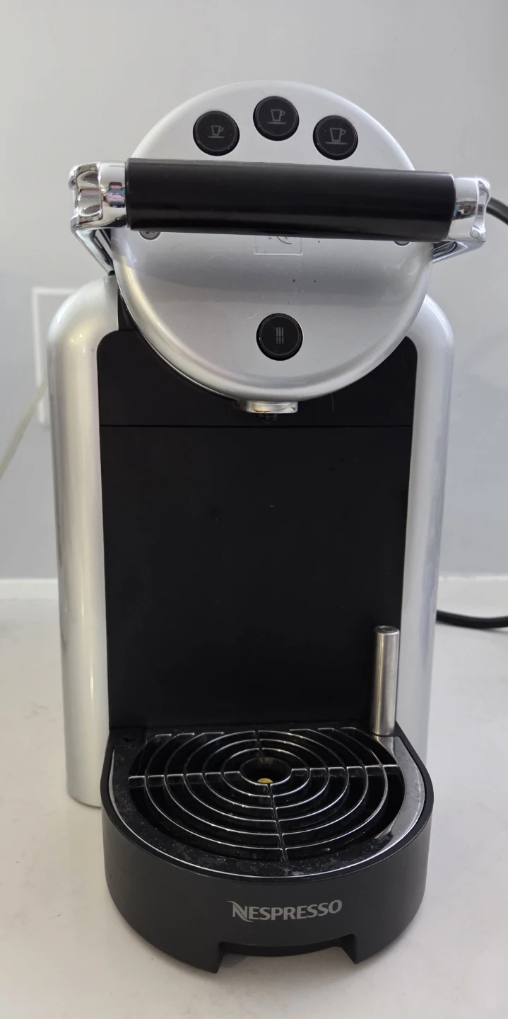 Nespresso Essenza Mini Coffee Machine