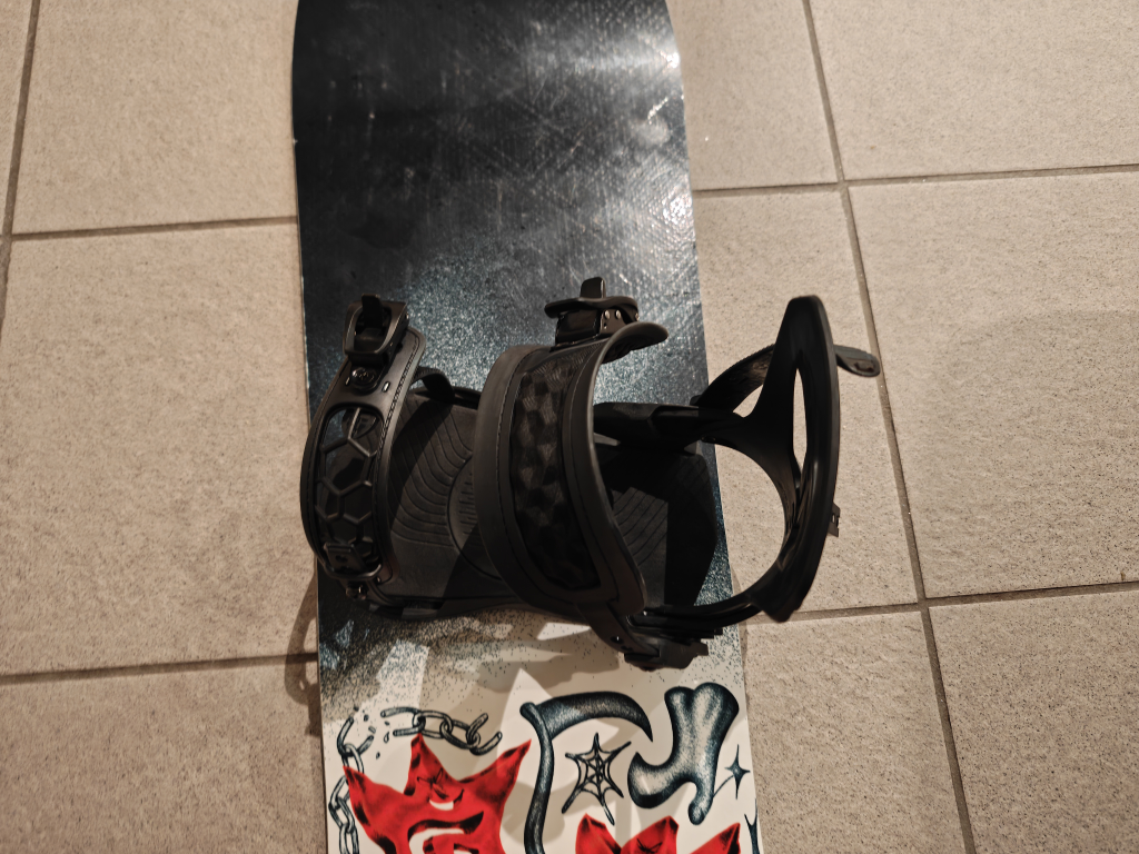 GNU Snowboard and bindings - photo 4