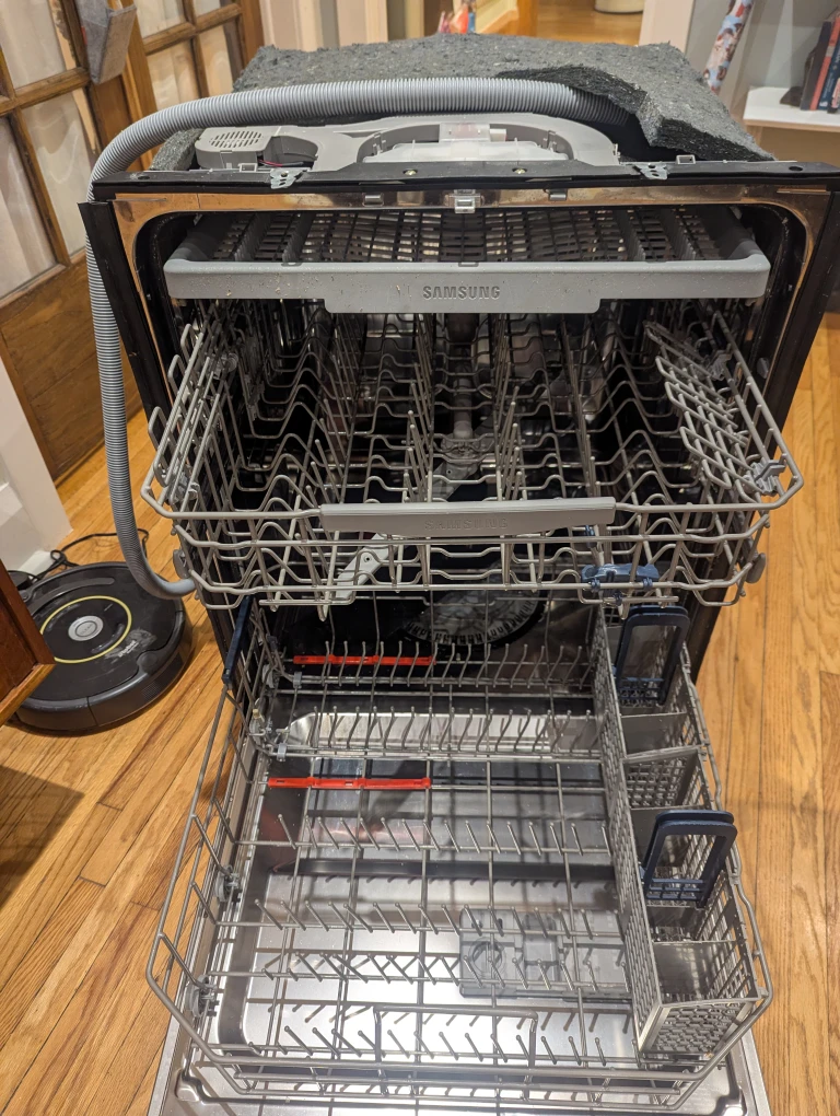 Samsung Stainless Steel Dishwasher - photo 3