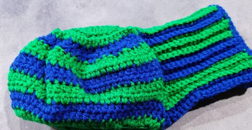 Handmade Knitted Coffee Cup Cozy image indicator(6)