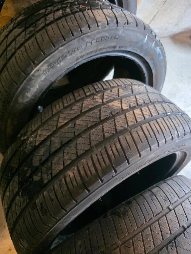 245/45R17 Bridgestone  potinza all seasonTires - Set of 4 image indicator(6)