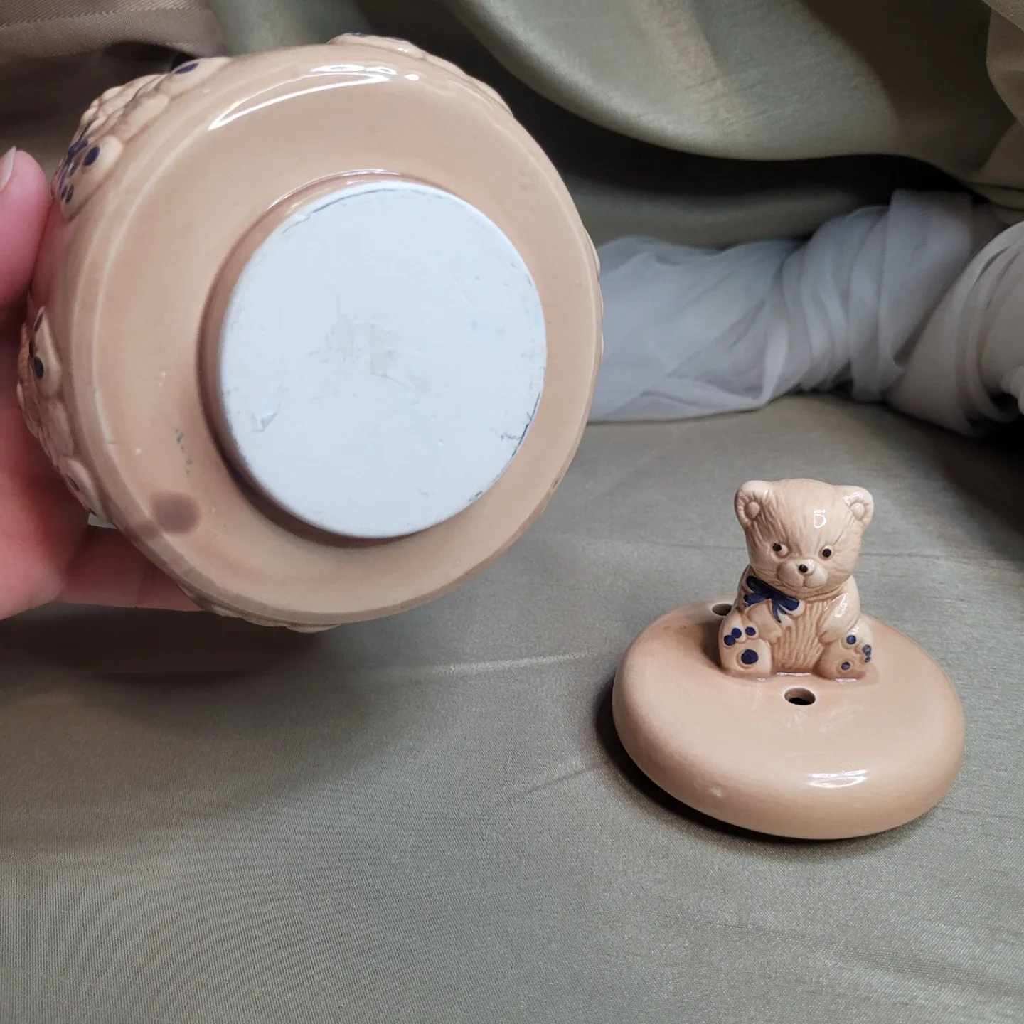 Vintage Ceramic Hand Painted Bear Trinket Box- Jewelry -Incense- image indicator(6)