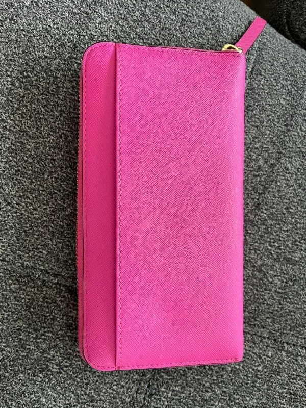 Kate Spade Pink Wallet image indicator(3)