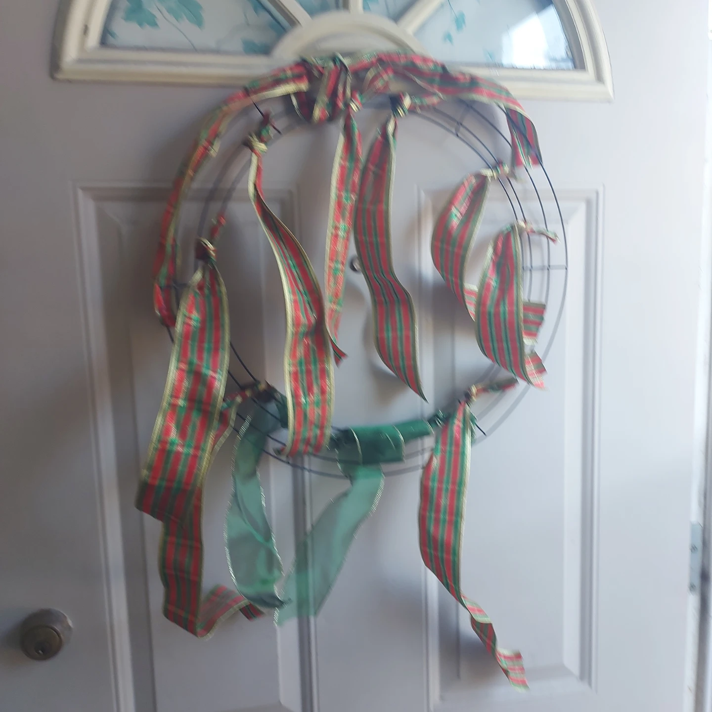 Christmas Wreath with Ribbons