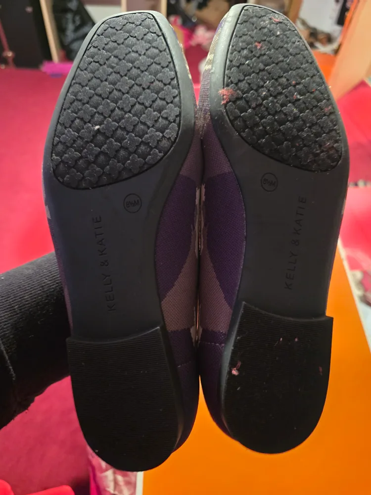 Kelly & Katie Sabina Camo Flats - Size 8.5 image indicator(6)