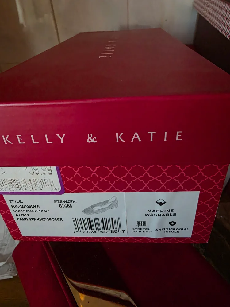 Kelly & Katie Sabina Camo Flats - Size 8.5 image indicator(9)