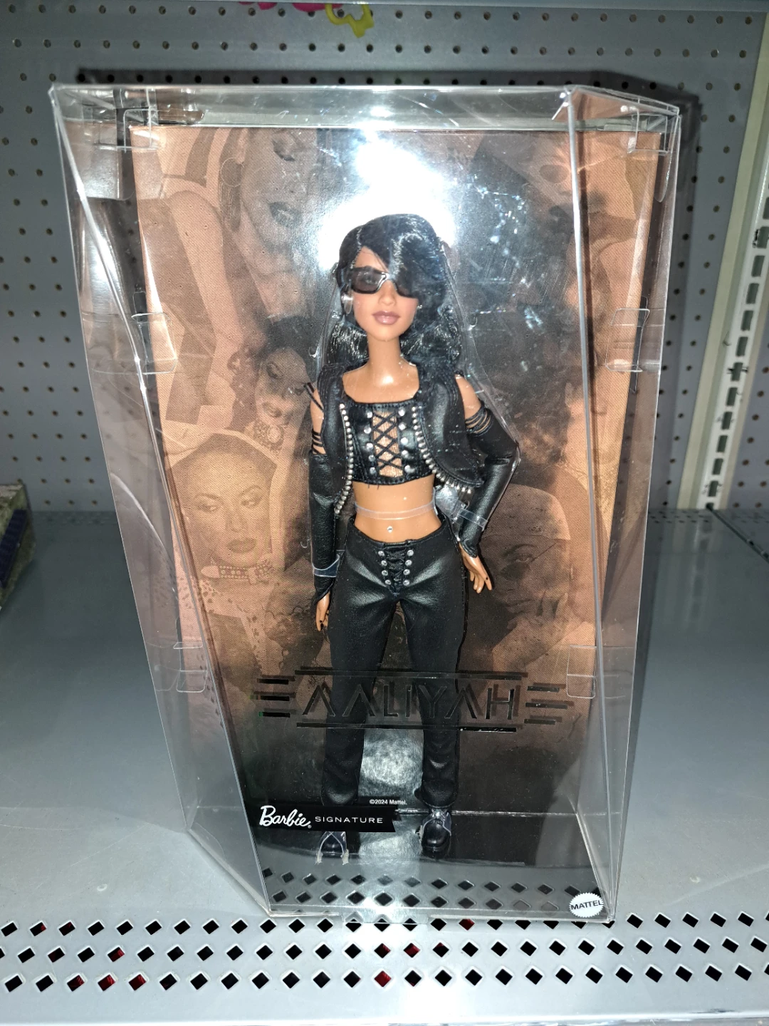 New Mattel Barbie Signature Aaliyah Doll - photo 3