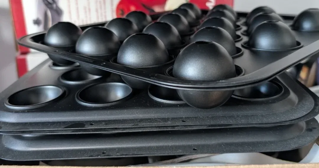 HomeMax Cake Pop / Donut Hole Baking Pans - New image indicator(3)