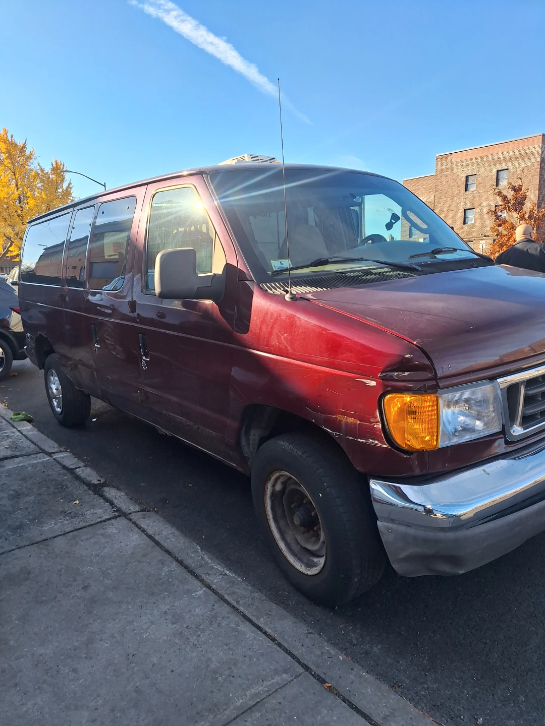 Ford Econoline Van - Burgundy - photo 3