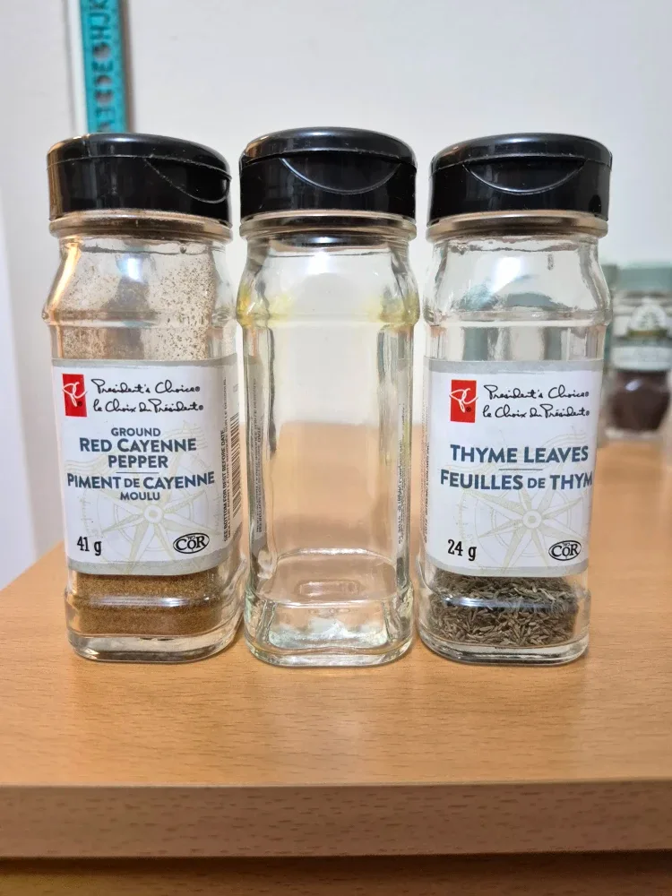 16 Spice Jars (Simply Organic, McCormick, PC) image indicator(4)