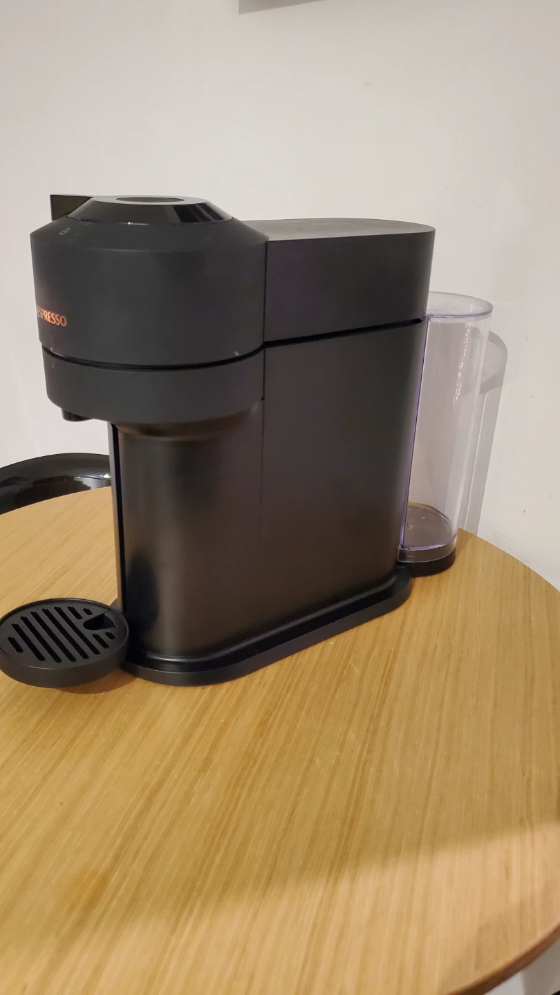 Nespresso Vertuo NEXT Coffee & Espresso Machine - photo 3