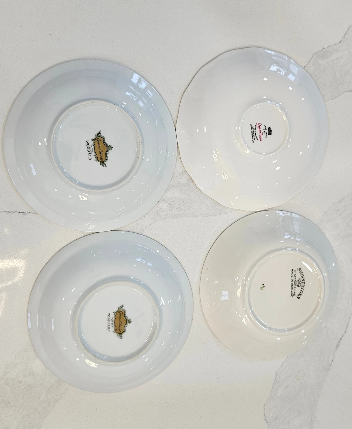 4 bone china small plates - photo 2