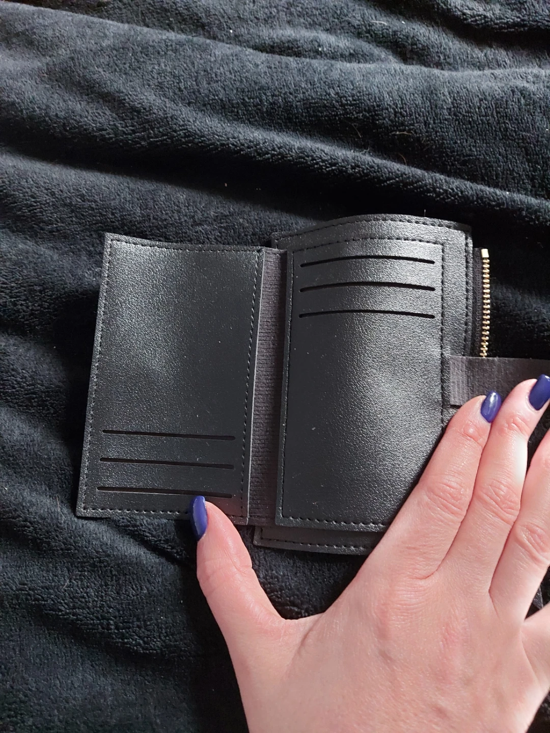 Black Wallet with Zipper - photo 3