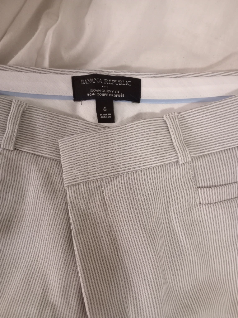 Banana Republic Sloan Curvy Fit Pants - Size 6 - photo 2
