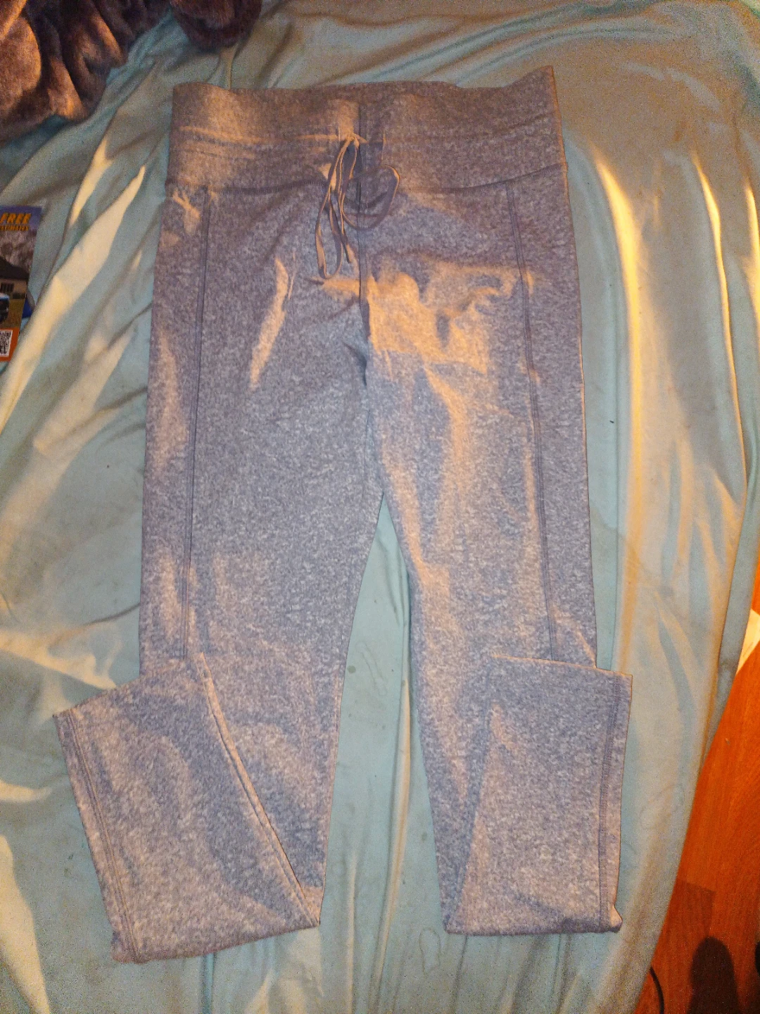 PINK Gray Athletic ultimate lace-up Leggings