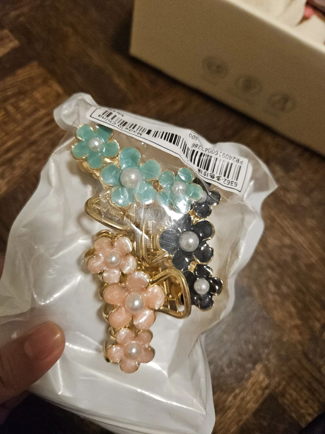 Hair accessory bundle - photo 5