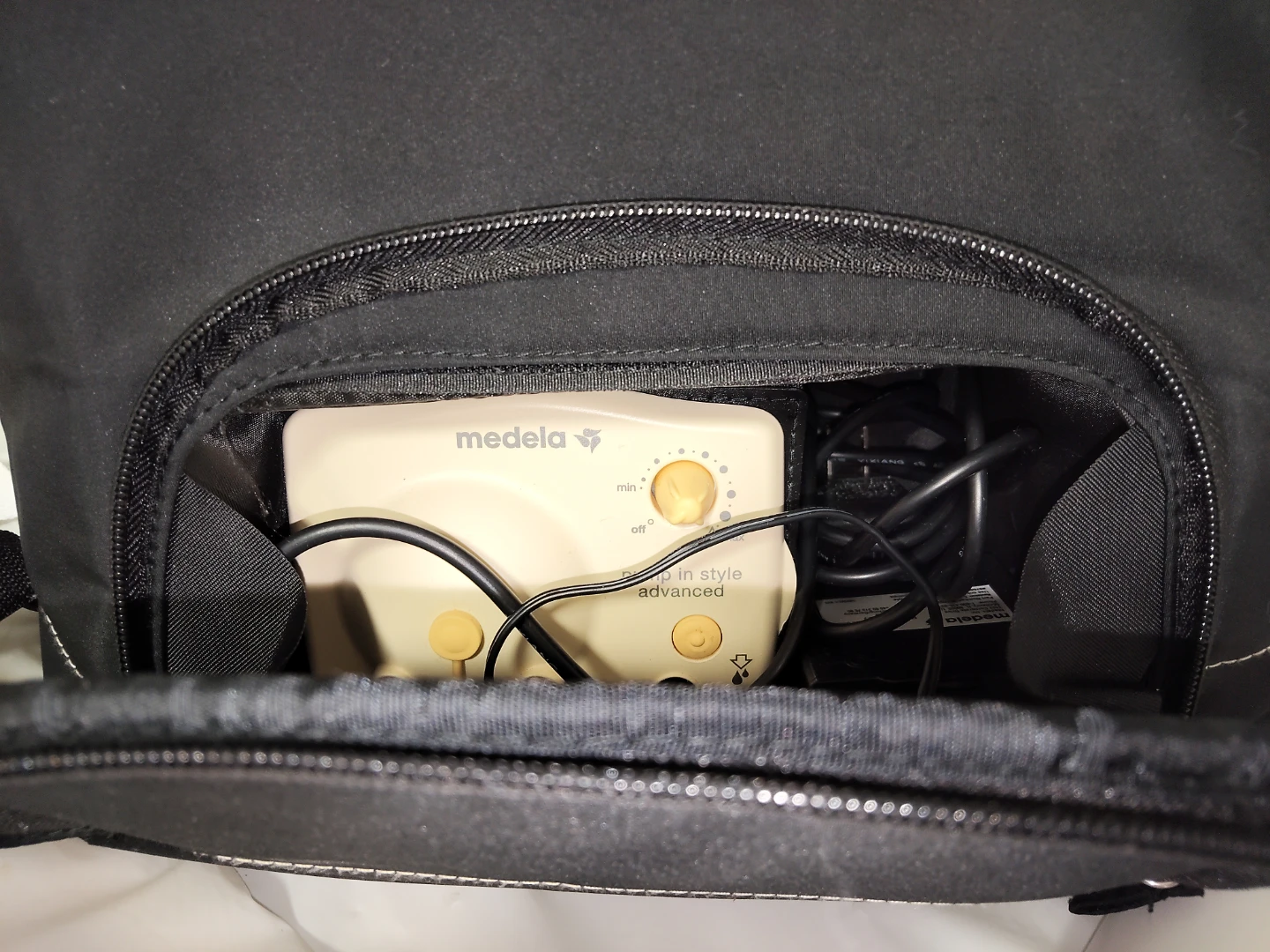 Medela Pump In Style Advanced Breast Pump with Bag