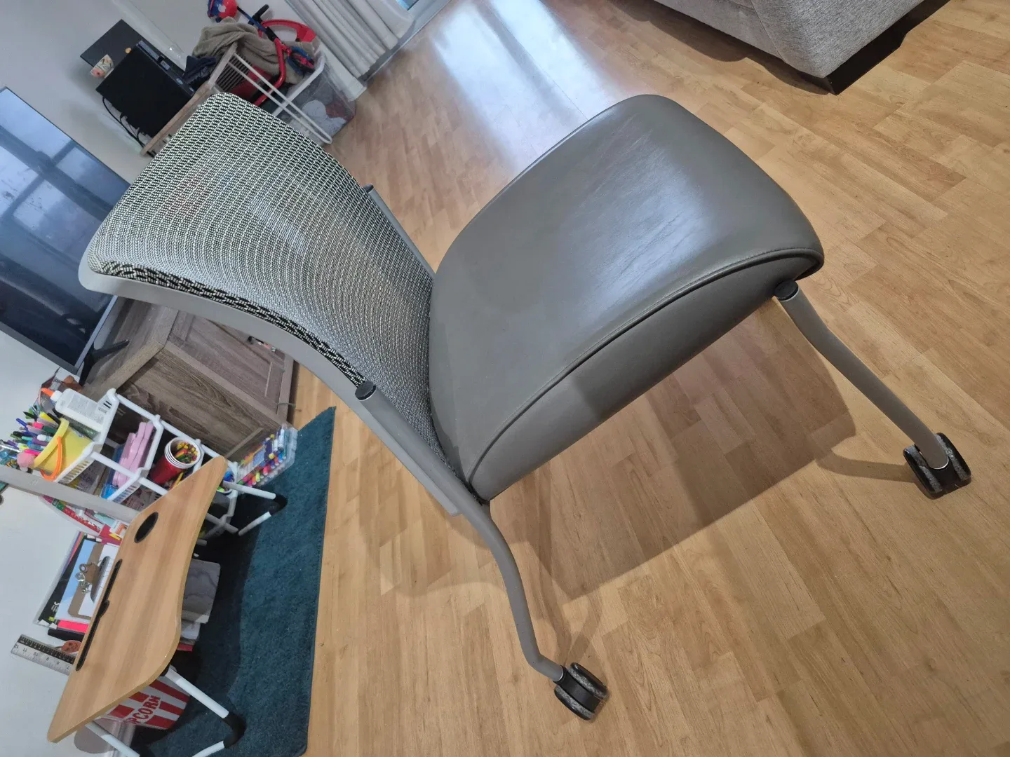 Furniture  clearance image indicator(9)