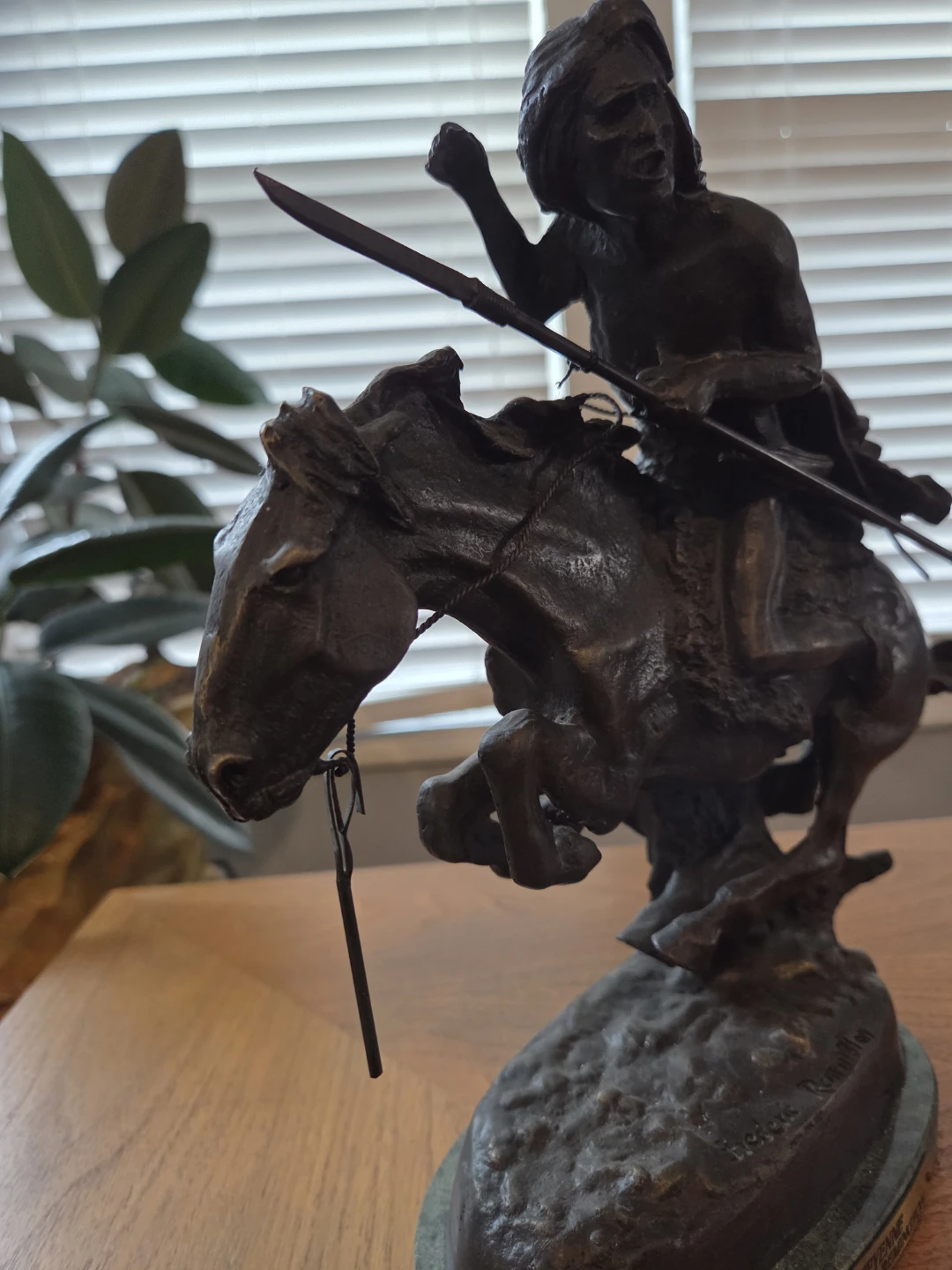 Frederic Remington Cheyenne Bronze Sculpture - photo 4