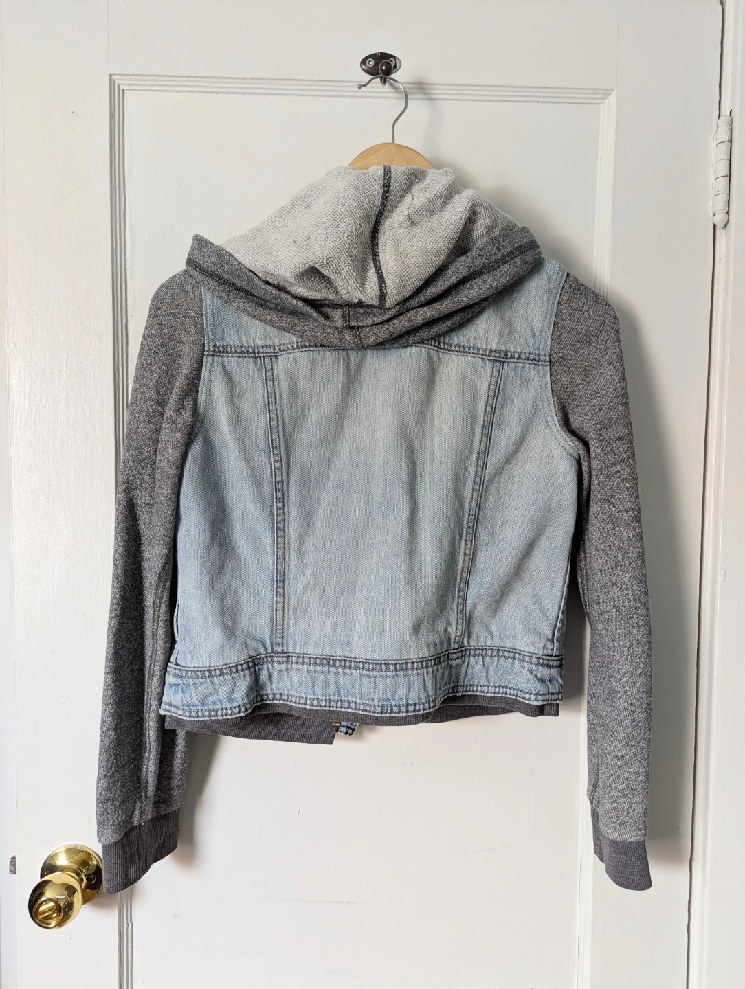 American Eagle Denim Jacket with Hoodie, Size S - photo 2