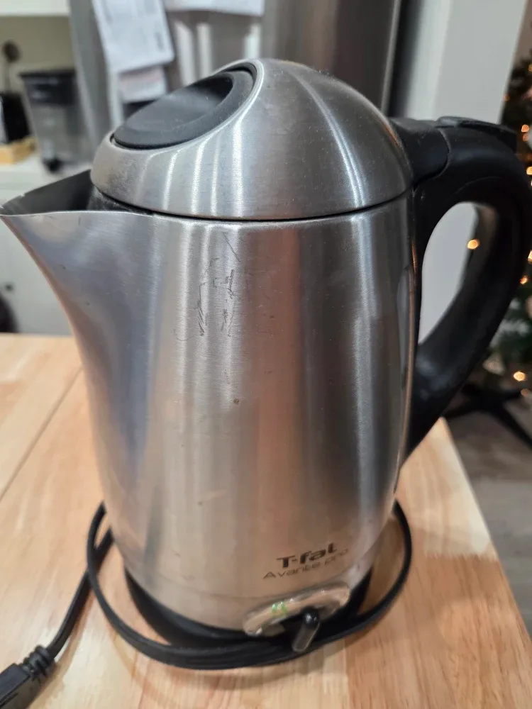 T-fal Avante Pro Electric Kettle