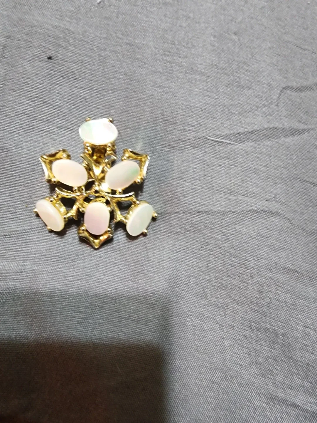 Vintage Gold Tone Snowflake Brooch