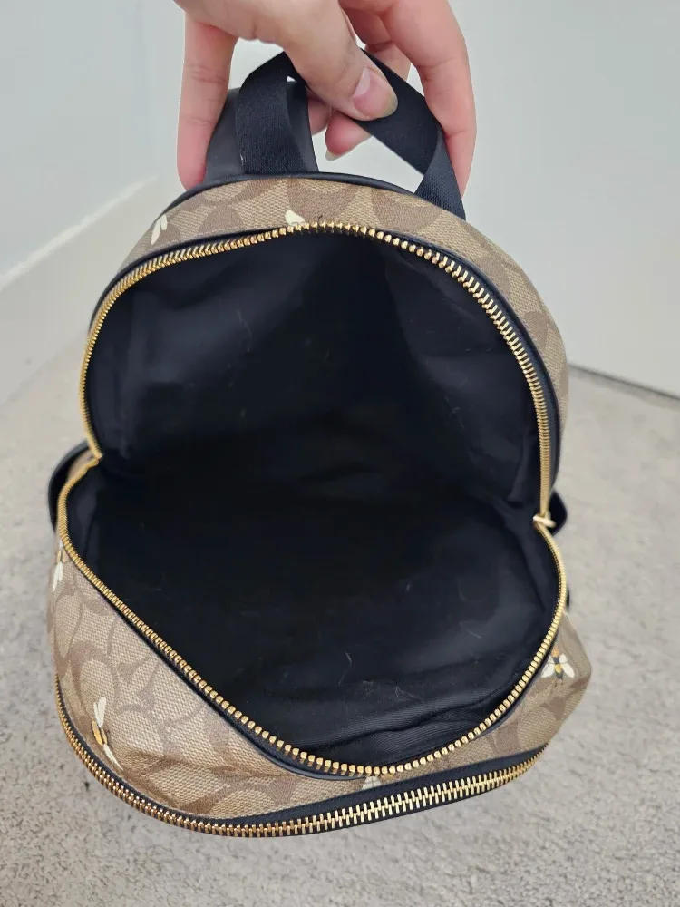 Authentic Coach Backpack with Bee Design image indicator(7)