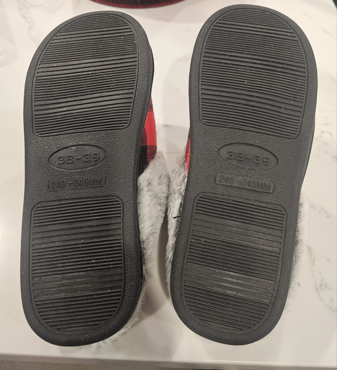 Red & Black Plaid Slippers - Size 5-6 (Ladies) - photo 3