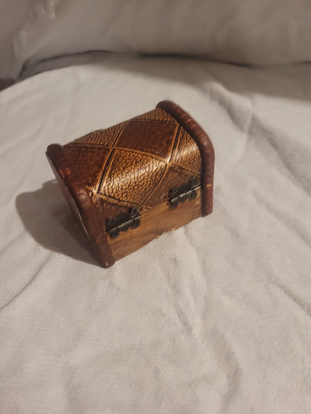 Small Wooden Treasure Chest - photo 3