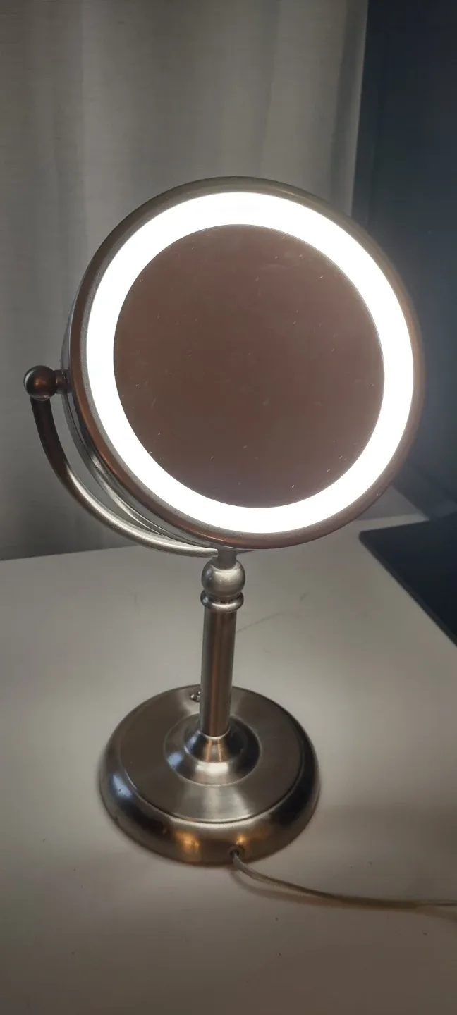LED  Lighted Magnifying Mirror # cleanout image indicator(3)
