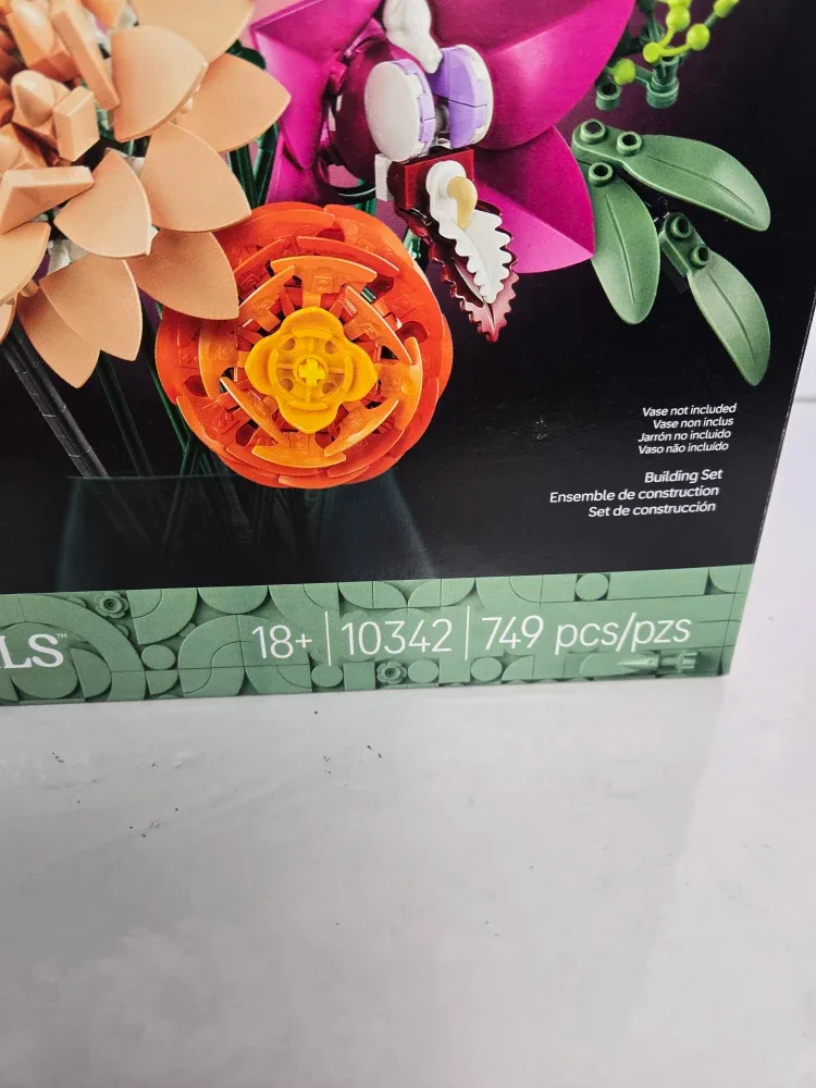 Brand new sealed lego botanicals pretty pink flower bouquet image indicator(7)