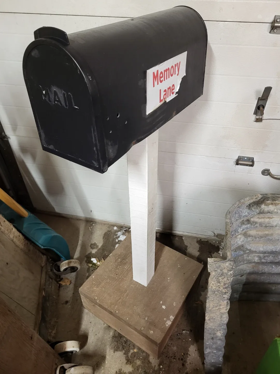 Black Mailbox with Post & Stand image indicator(2)