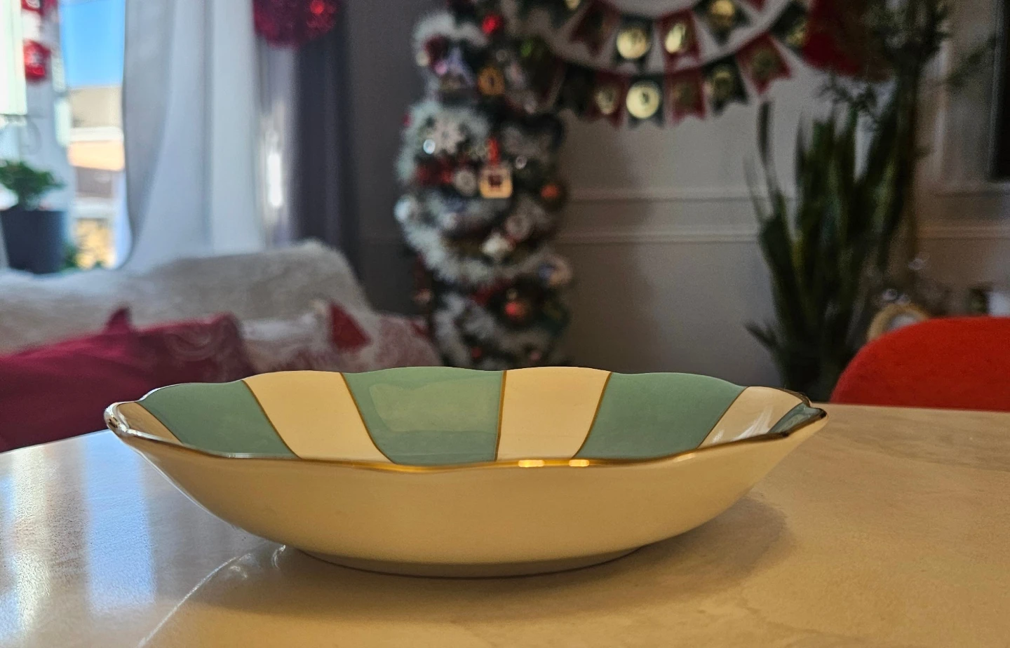 Royal Albert 1930s Memory Lane Dish - photo 2