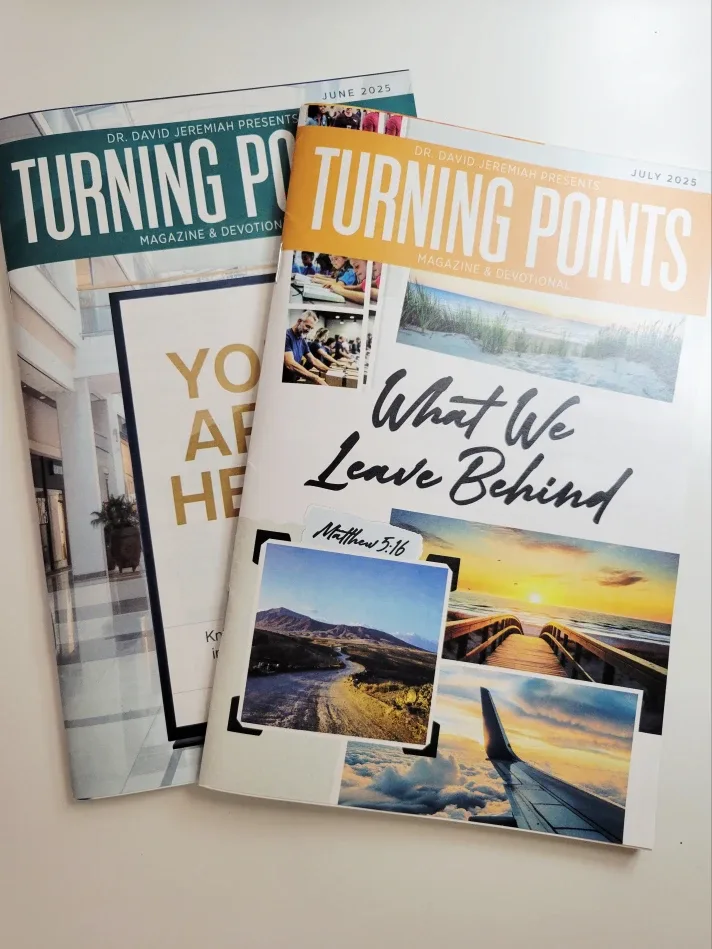 FREE Turning Point Magazines image indicator(2)