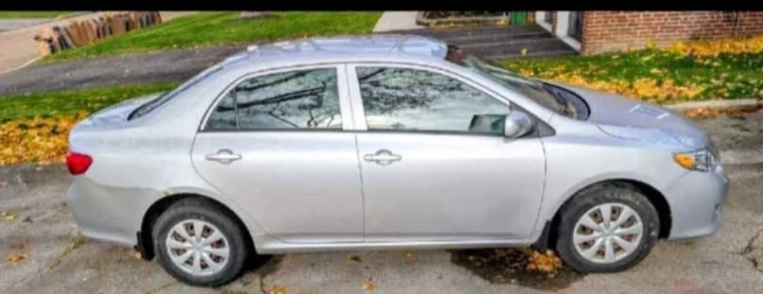 2009 Toyota Corolla - 84,000 km - photo 4