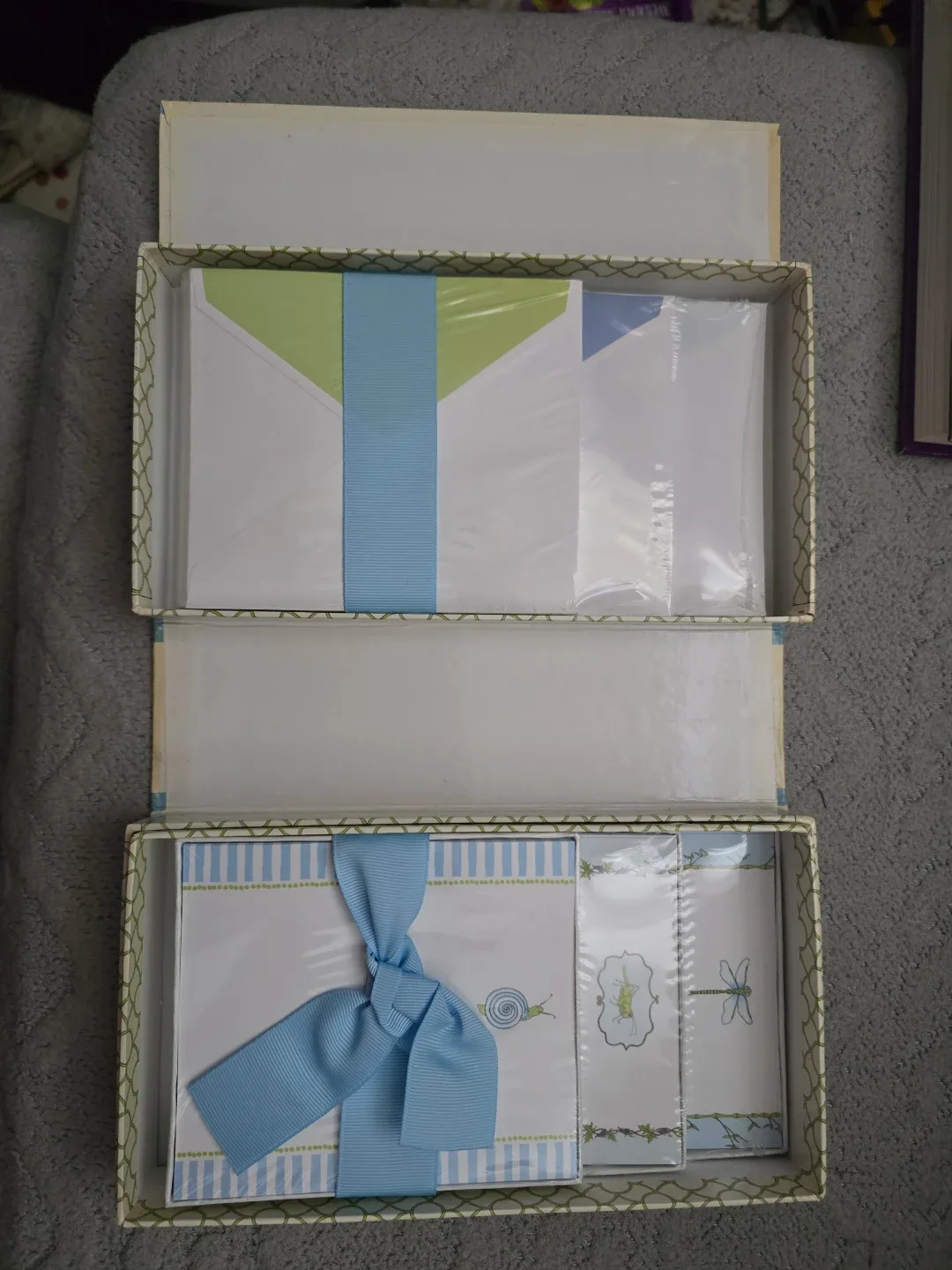 Pretty New  Stationery Set with Box #Cleanout image indicator(3)