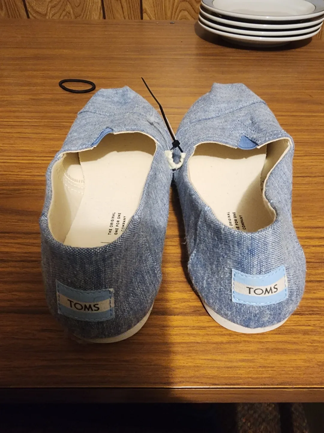 TOMS Women's Blue Chambray Flats - Size 9 image indicator(2)