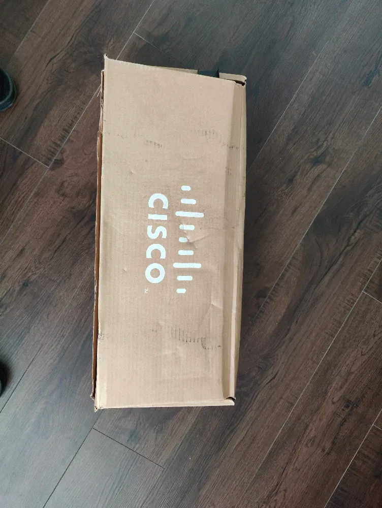 Cisco Conference Device - Like New! image indicator(2)