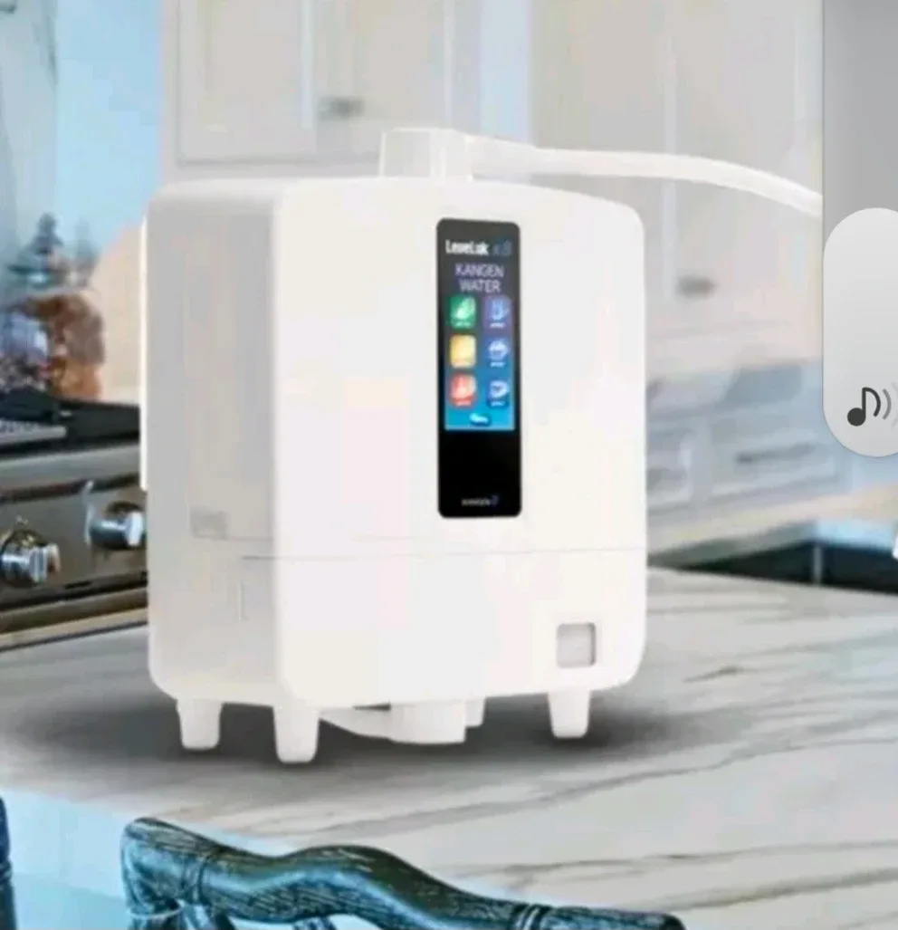 Enagic LeveLuk K8 Water Ionizer + 2x replacement filters