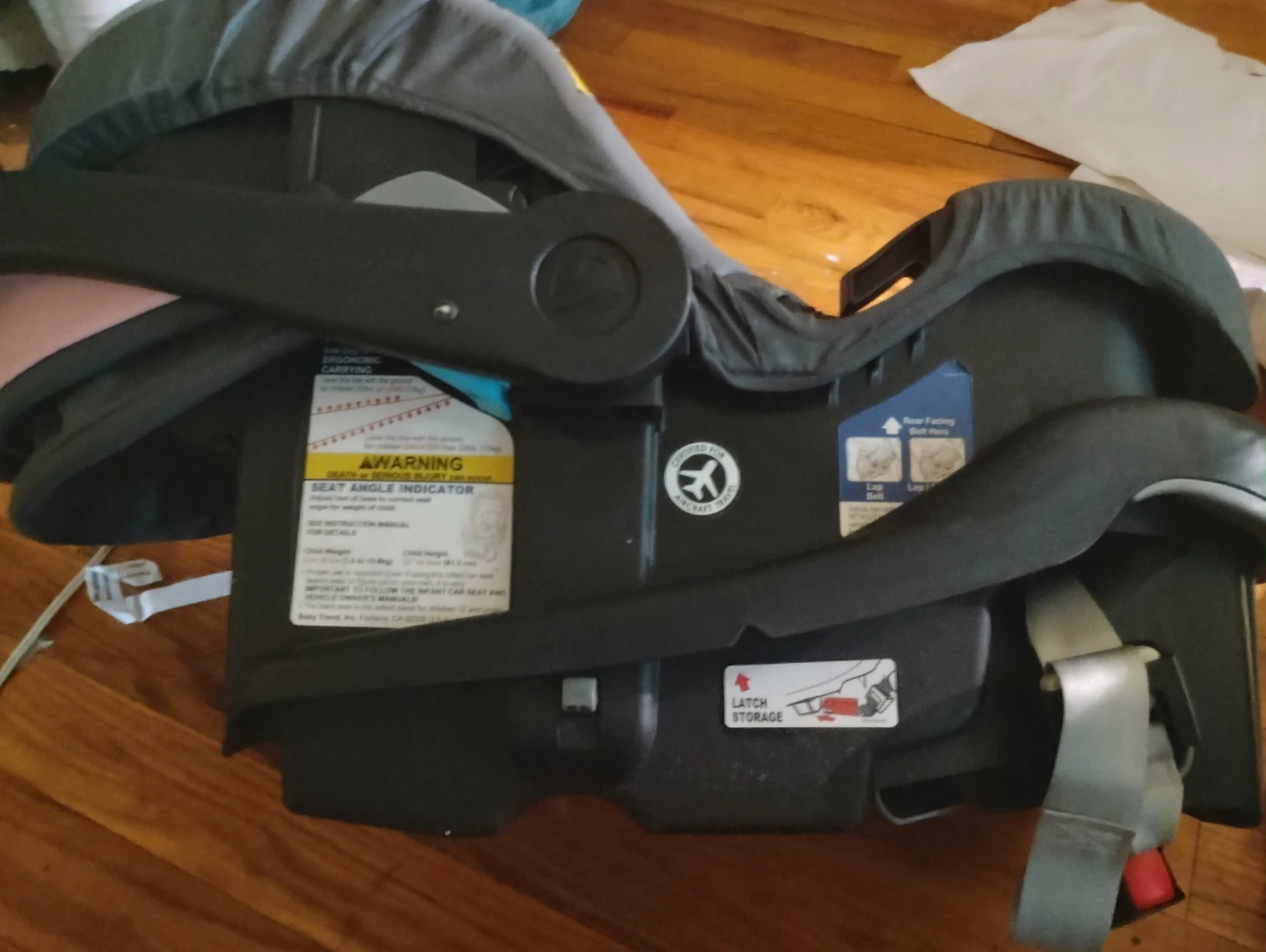 Baby Trend Infant Car Seat - Gray & Pink - photo 5