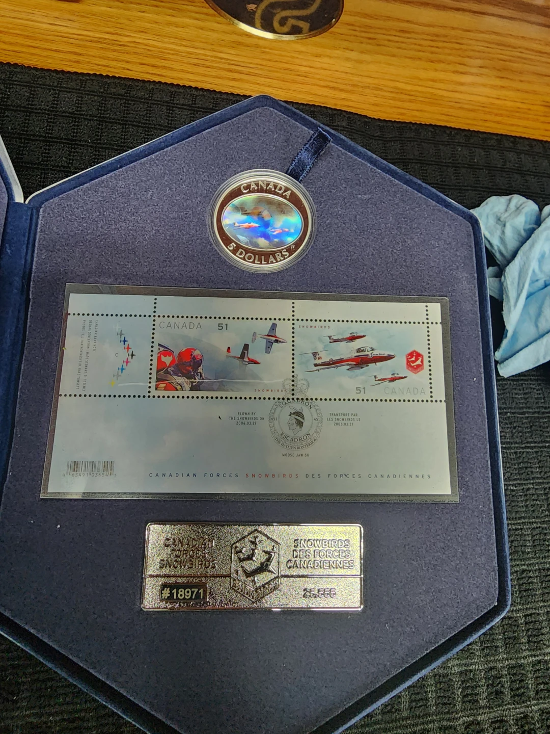 Canadian Forces Snowbirds Stamp and Coin Set - photo 2