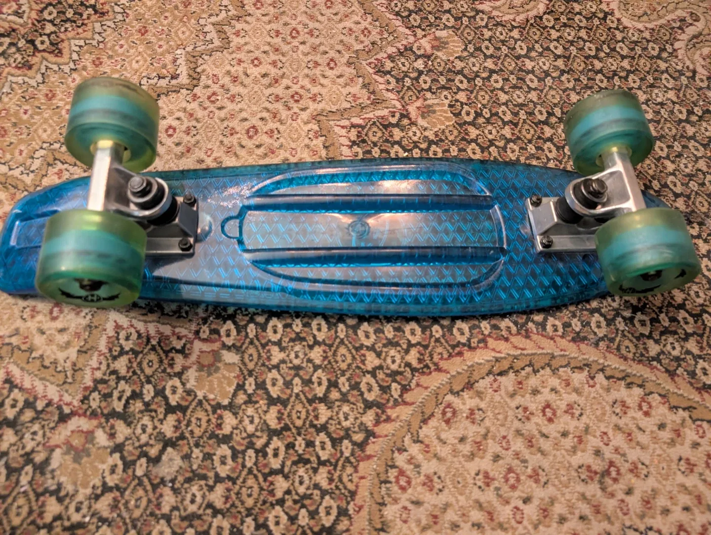 Globe Skateboard - Cruiser Board image indicator(3)