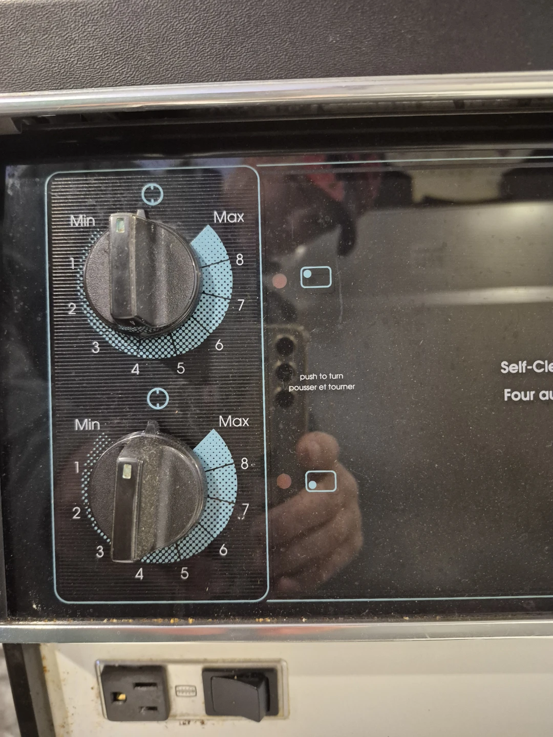 Beaumark Electric Stove - photo 3
