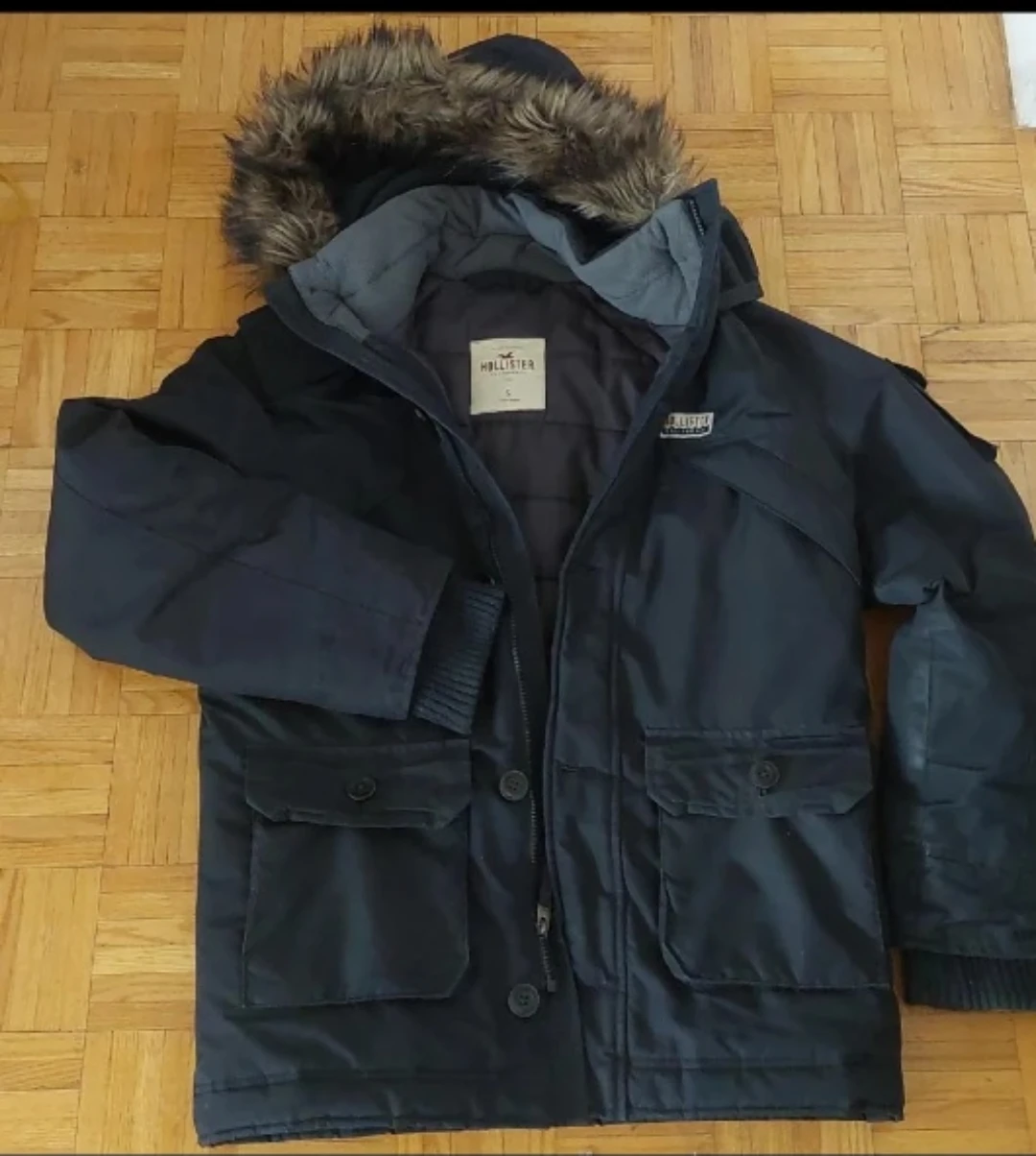 Hollister Winter Parka - Size M