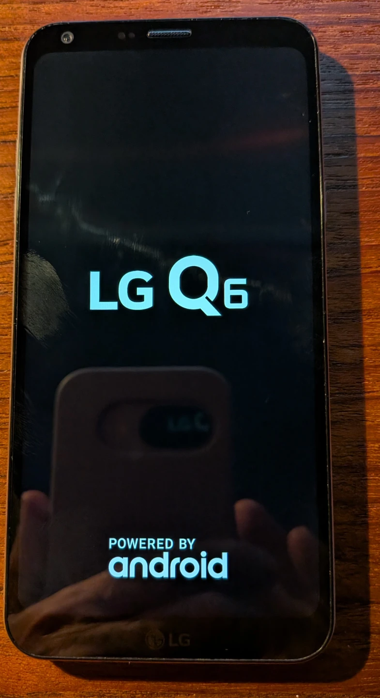 LG Q6 Smartphone