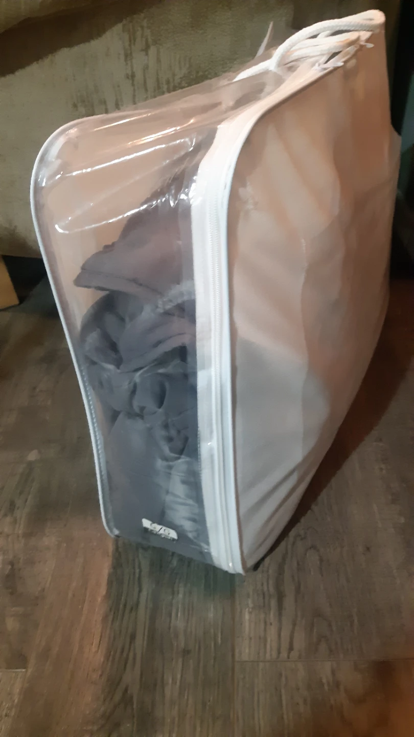 Queen Size Grey Weighted Blanket With Cover& Pillow Cases.