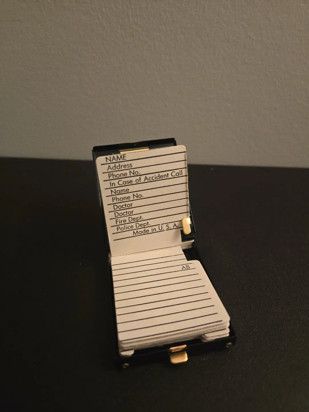 Vintage Mini Pocket Address Book – Metal Case (USA Made) image indicator(2)
