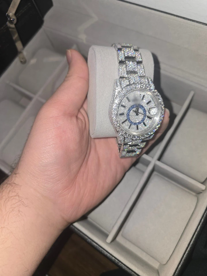 Moisanitte Iced Out Watch comes with Box and papers - photo 4